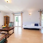 Mediterranean Oasis Сasa de vacaciones Trogir