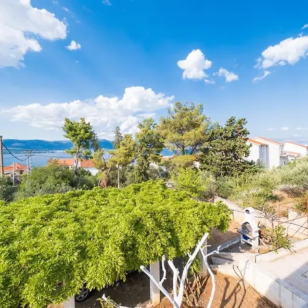 בית נופש Mediterranean Oasis *