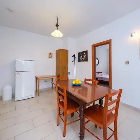 Mediterranean Oasis Semesterbostad