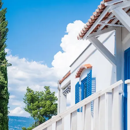 Mediterranean Oasis בית נופש *