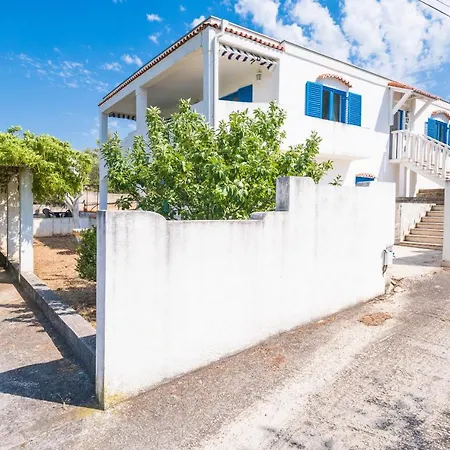 Mediterranean Oasis *