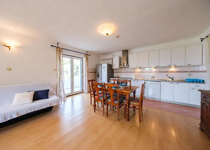 Mediterranean Oasis Hébergement de vacances *