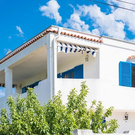 Mediterranean Oasis تروغير