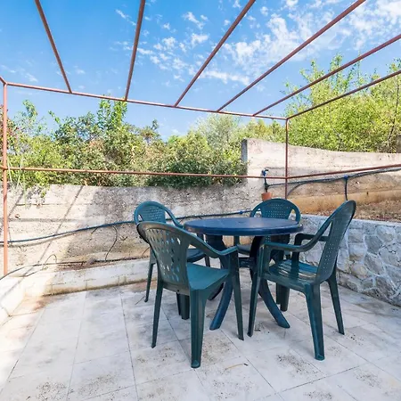 Mediterranean Oasis Nyaraló Trogir