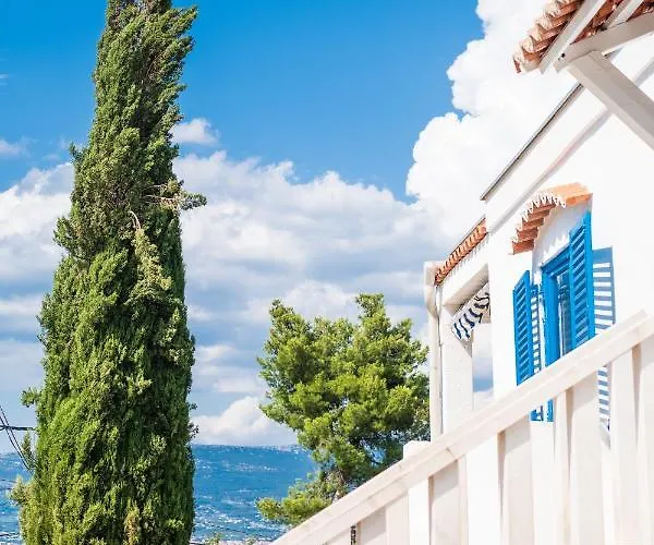 Nyaraló Mediterranean Oasis